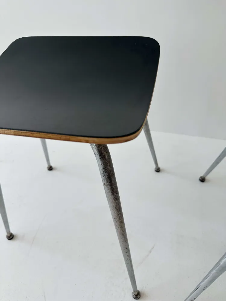 Quattro sedie formica