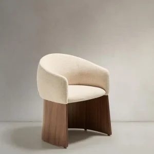 Sedia Bosca con struttura ciniglia beige e impiallacciatura noce FSC 100%
