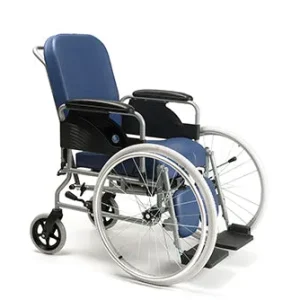 Sedia da comodo con ruote autospinta anteriore MOD.9301A