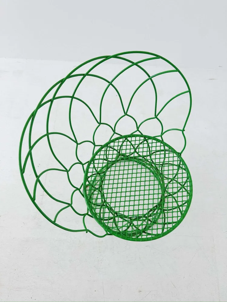 Sedia Emu design Patricia Urquiola