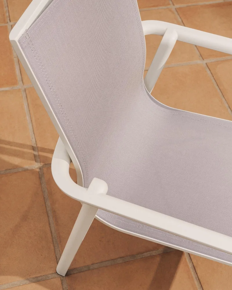 Sedia da esterno impilabile Canea realizzata Textline beige e alluminio ecru