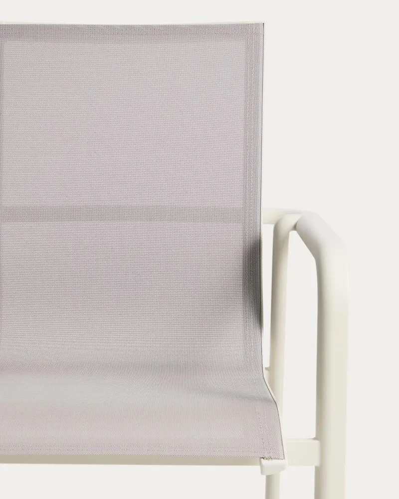 Sedia da esterno impilabile Canea realizzata Textline beige e alluminio ecru