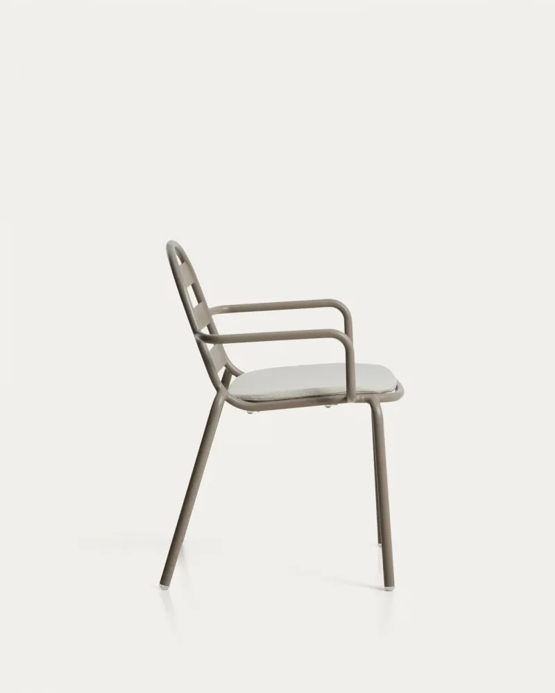 Sedia da esterno Joncols realizzata alluminio con verniciatura tortora