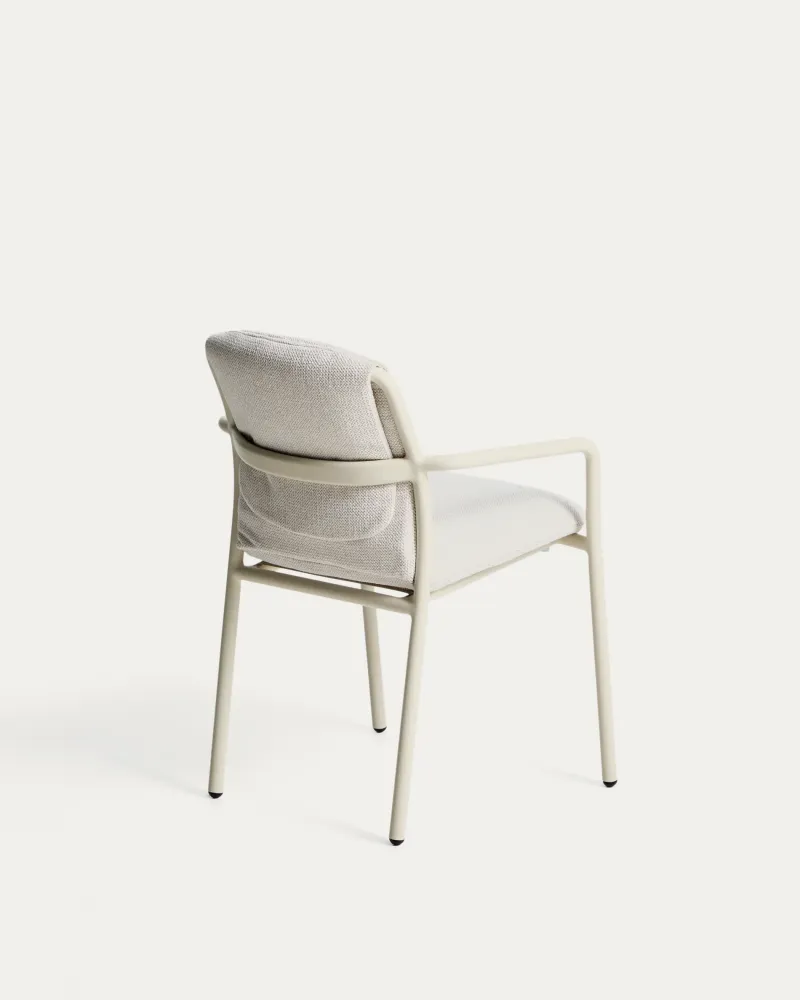 Sedia impilabile Linosa alluminio colore naturale con cuscino beige