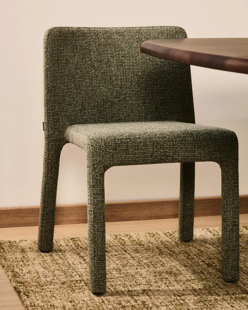 Sedia impilabile Loria con struttura ciniglia verde