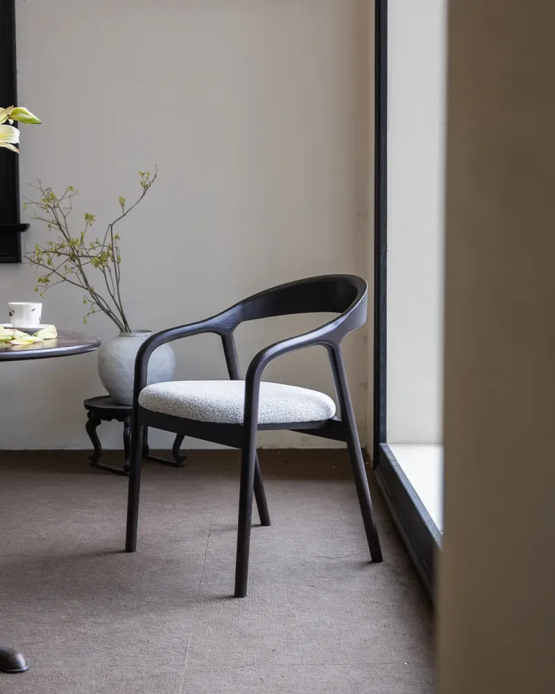 Sedia legno riva nero