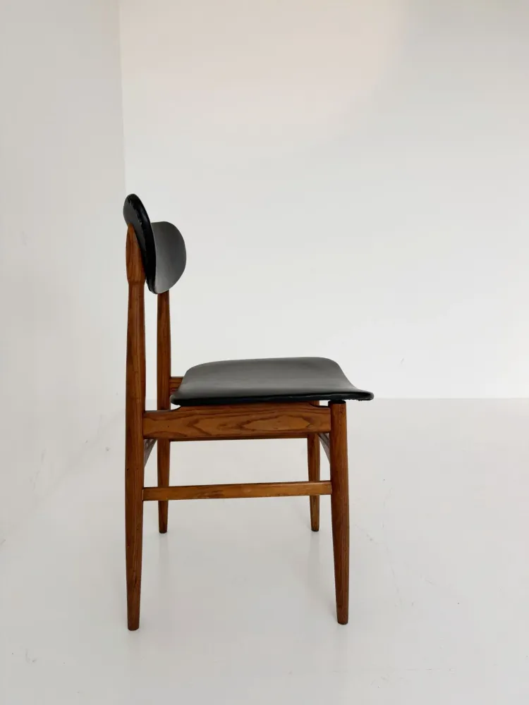 Sedia legno e skai nero, Italia, anni ’50