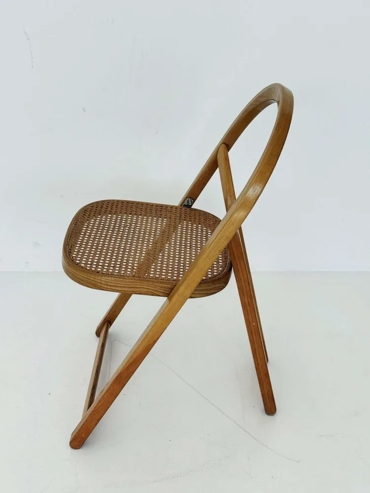 Sedia pieghevole legno con seduta paglia di Vienna anni '60 – Made Italy