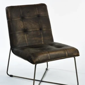 Sedia poltroncina imbottita con rivestimento similpelle gambe ferro cm 53x66x80h