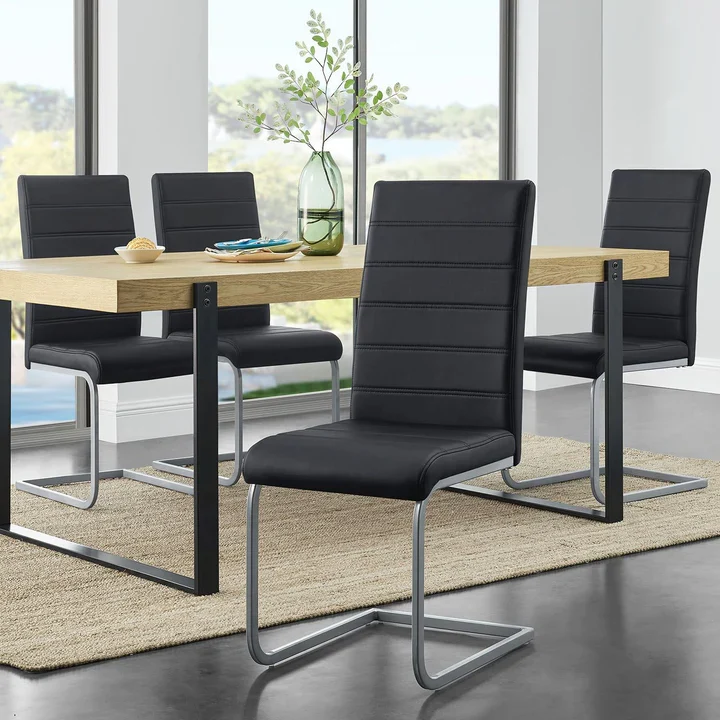 Sedia sbalzo Vegas set da 4 similpelle nera