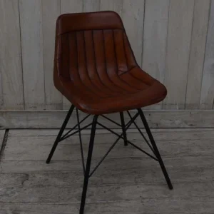 Sedia vintage pelle con struttura metallo cm 46x49x79h