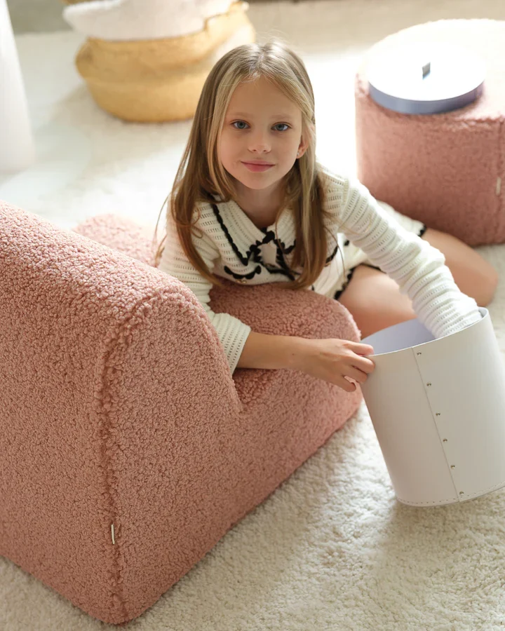 Sedia Wigiwama Guava Cloud Chair