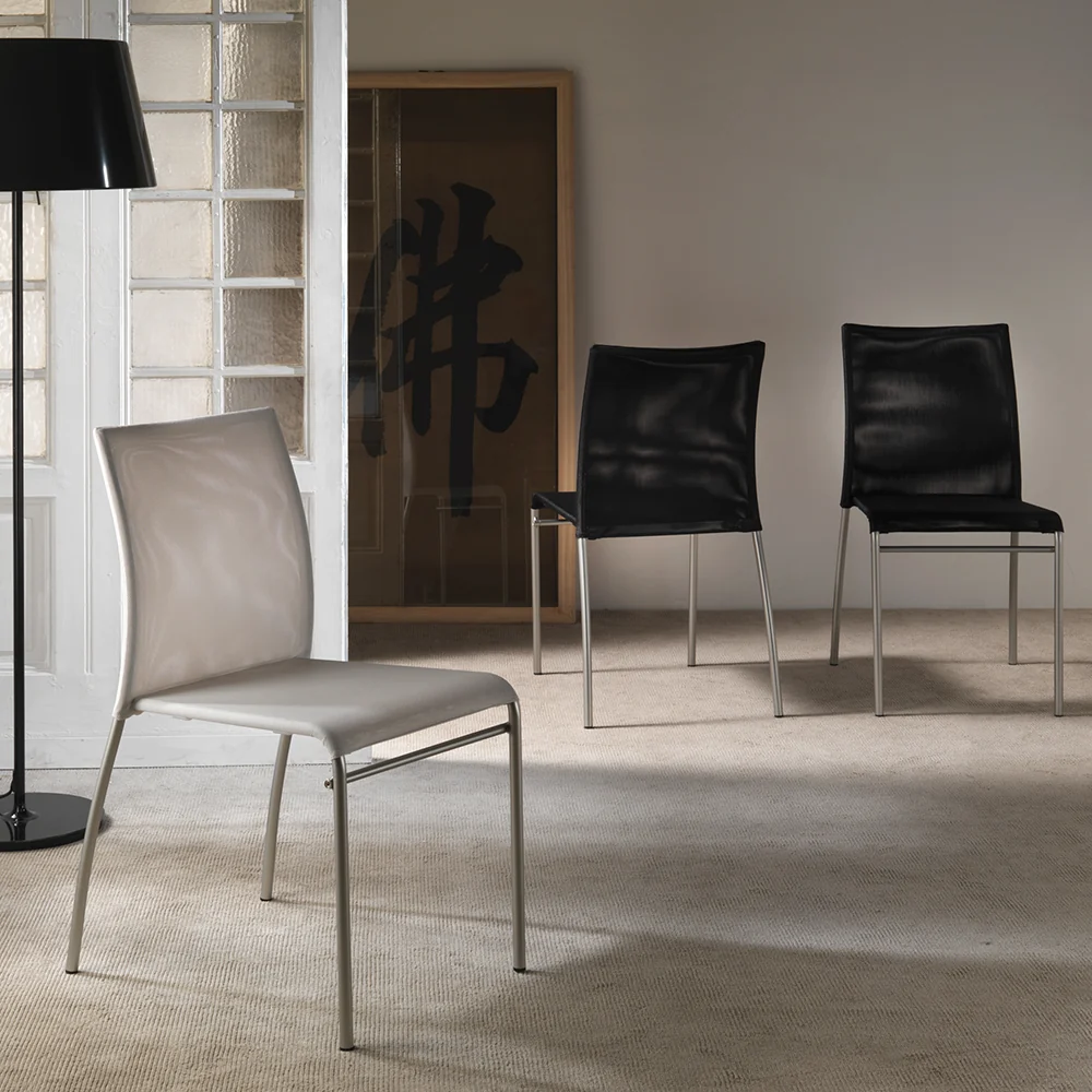 Set da 2 Sedia moderna struttura satinata seduta tecnorete colore grigio