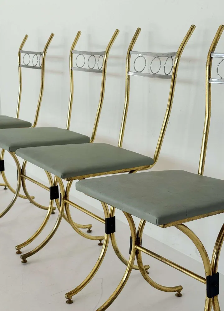 Set di 4 sedie metallo con finitura dorata e seduta imbottita – anni '50/'60