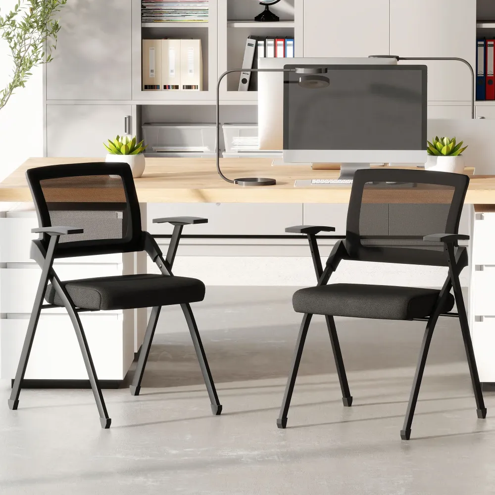 Set 2 Sedie Pieghevoli con Schienale Curvo e Braccioli 61x56x84 cm Tessuto Effetto Lino e Acciaio Nero