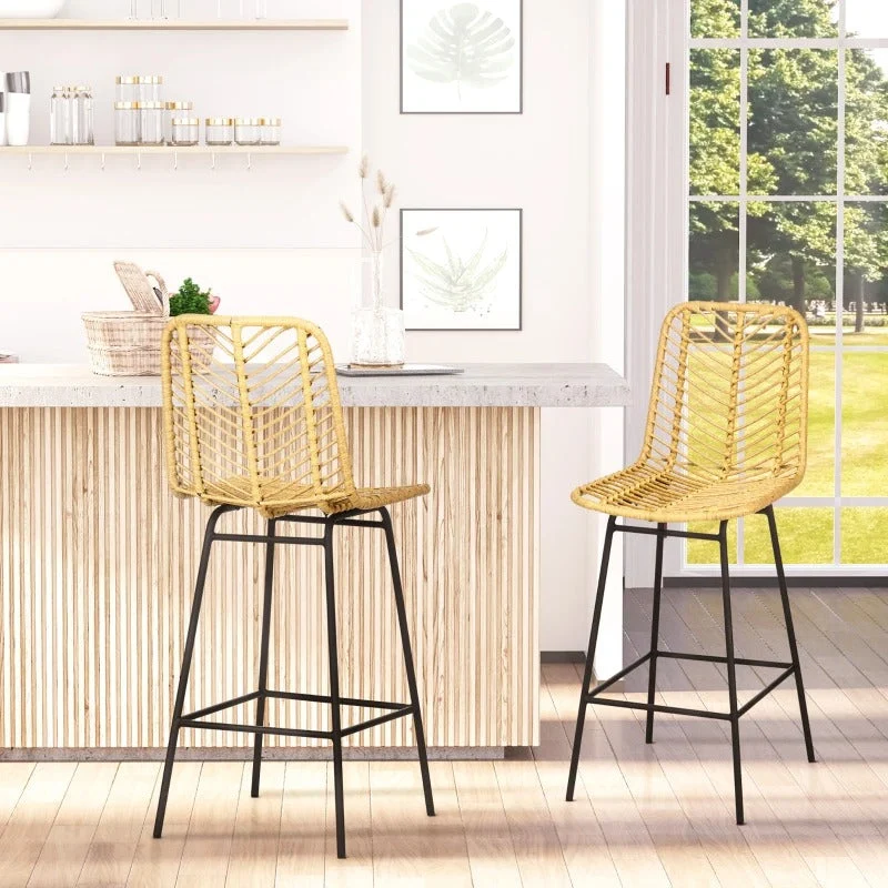 Set sgabello da bar rattan PE dal design boho con poggiapiedi beige e nero, 42,5x52x102 cm