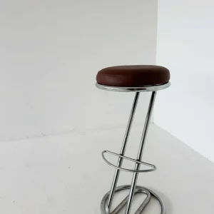 Sgabello con poggiapiedi