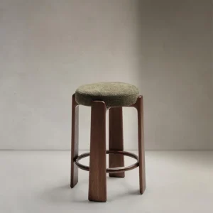 Sgabello granito fatto di chenille verde e legno di cenere solido con finitura colorata di noce, FS