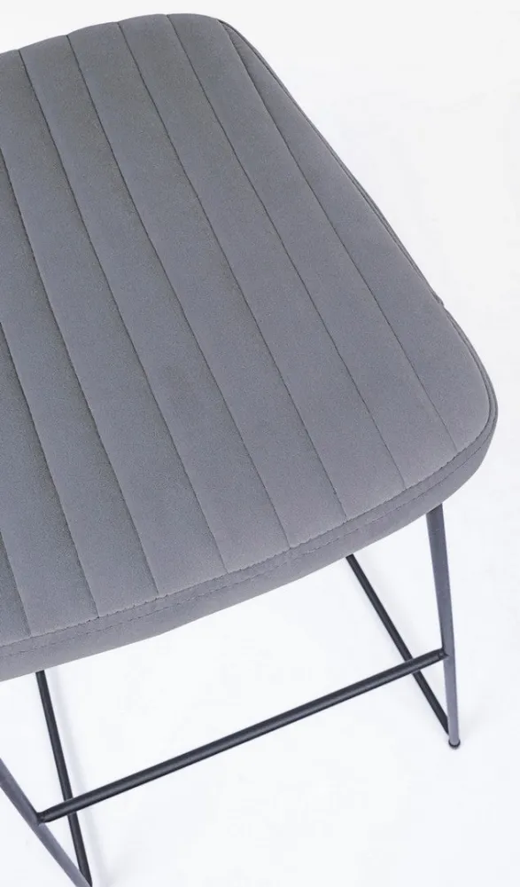 Sgabello "Kinsley" da bar struttura acciaio seduta con imbottitura rivestimento velluto per interni