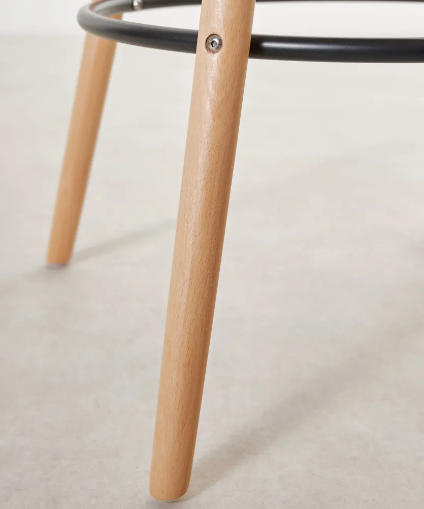 Sgabello polipropilene e legno Elon