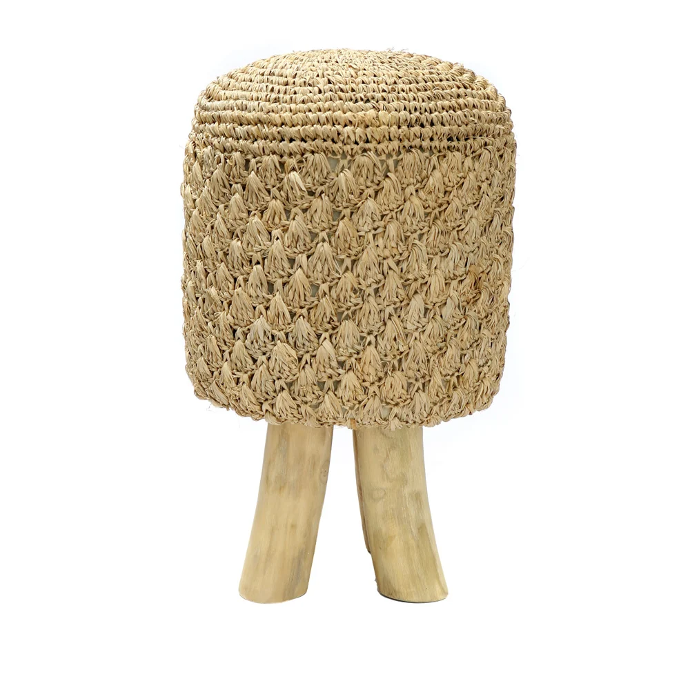 Lo sgabello RAFFIA TRESSED