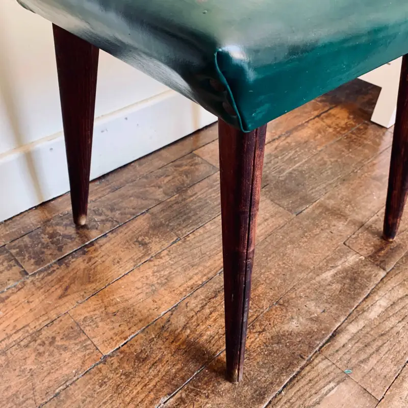 Sgabello vintage legno con seduta pelle verde petrolio - Italia 1960