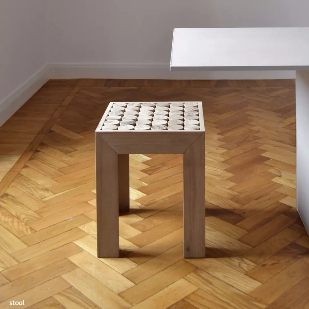 Sgabello - Wood Stool / Chair | Sofia