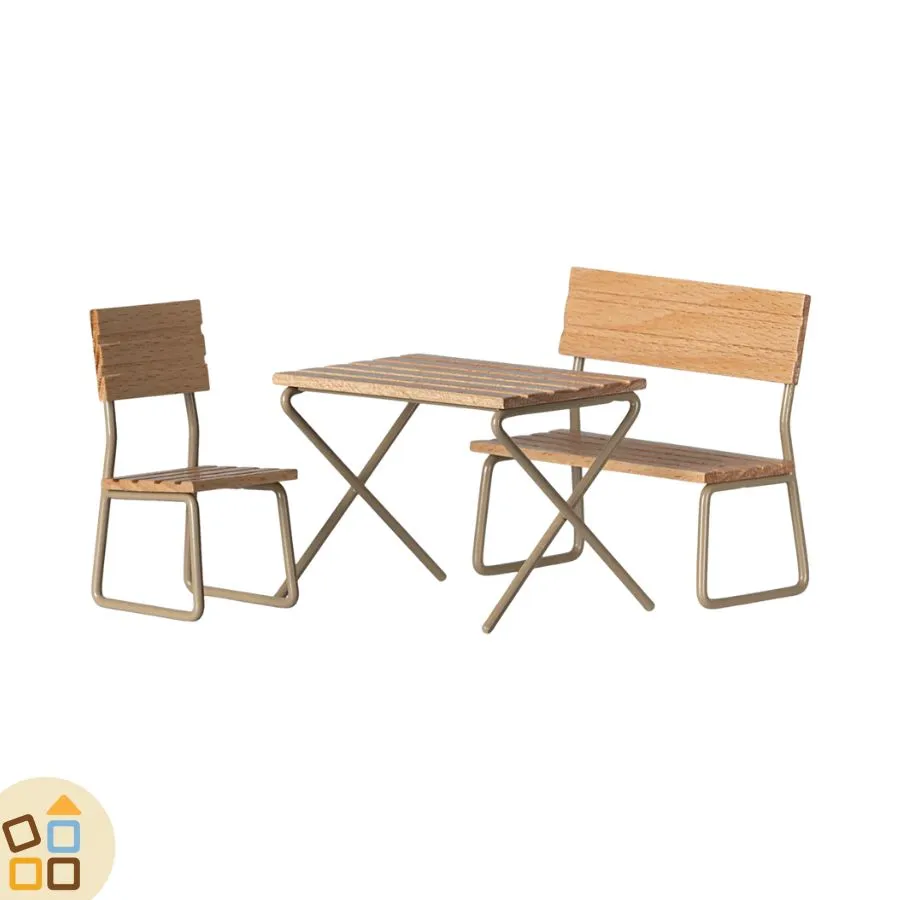 Tavolino con Sedie da Giardino, Topini