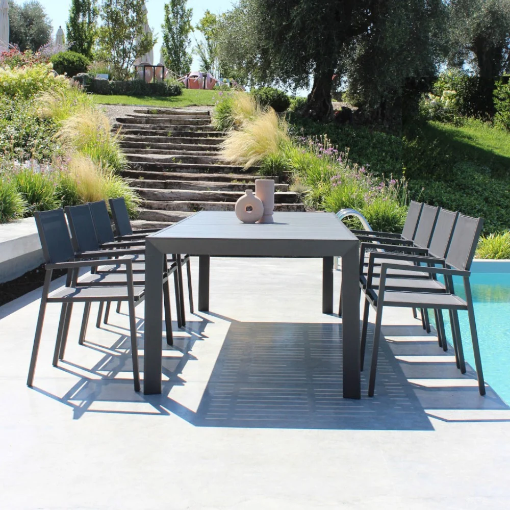Tavolo allungabile alluminio antracite effetto legno 190/250x100 cm per esterno design moderno e robusto