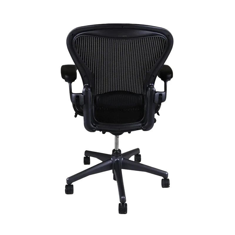 Herman Miller: Aeron - Size B - Braccio fisso, inclinazione dello schienale (grafite) - Ricondizionato