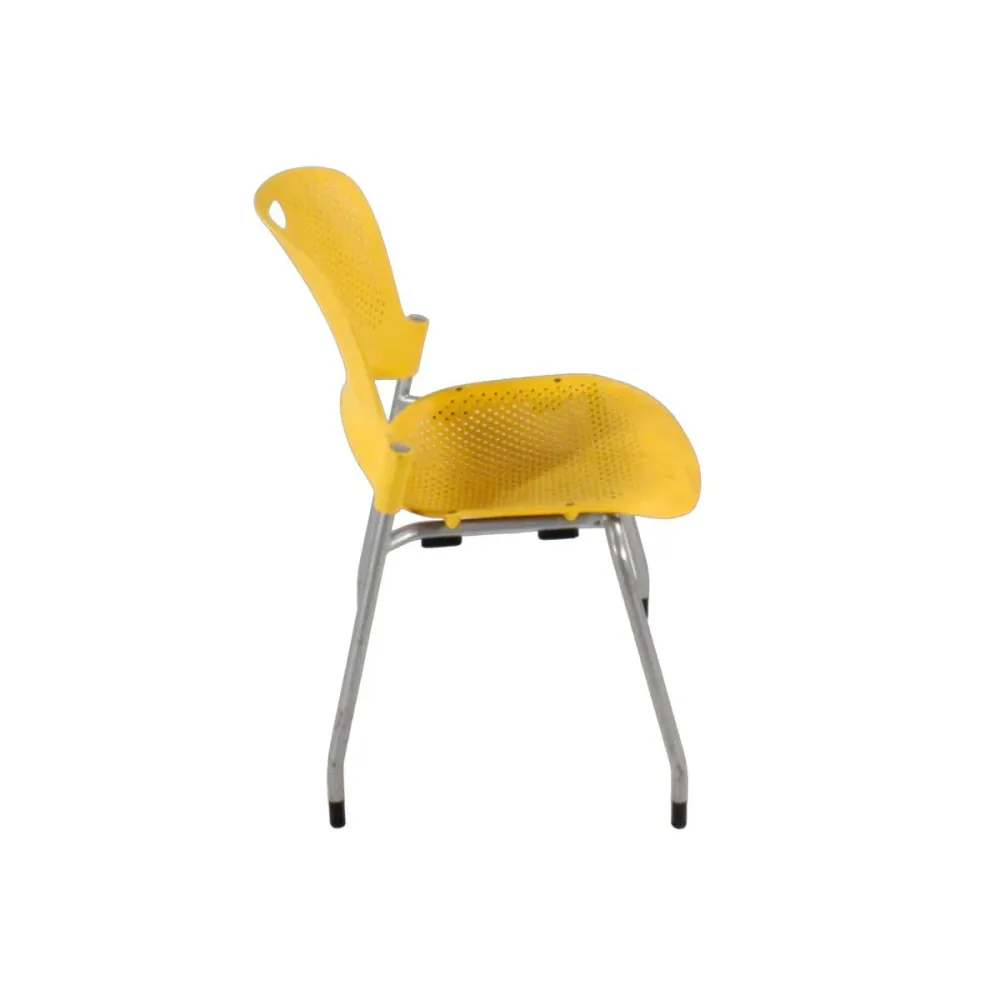 Herman Miller: Sedia Caper giallo - Ristrutturata
