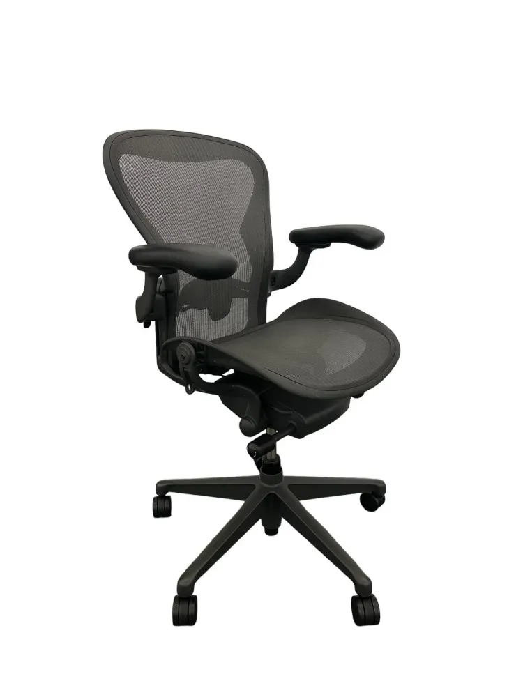 Herman Miller: Size B Aeron Remastered - Ricondizionato