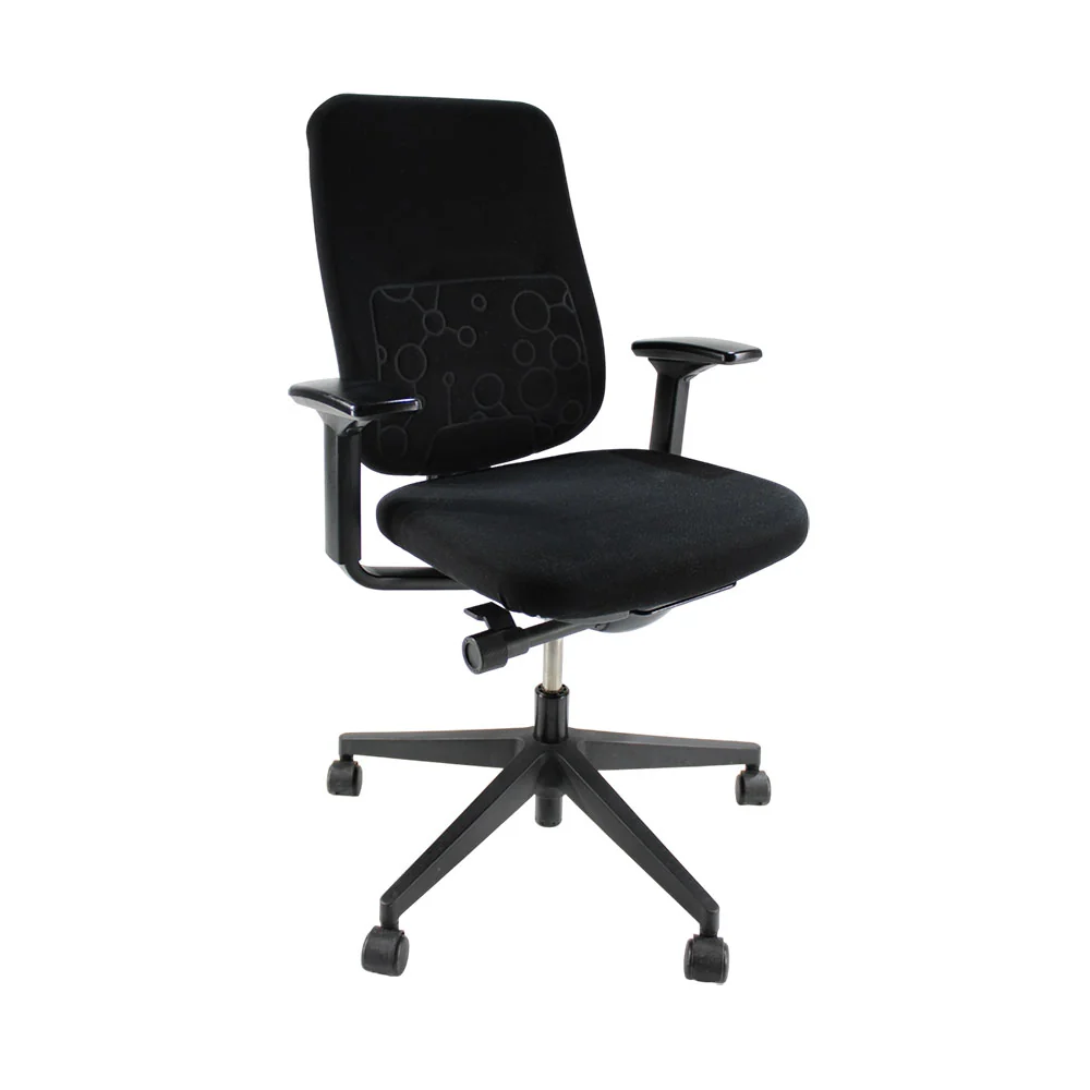 Steelcase: Sedia da ufficio Reply Air con struttura nera tessuto nero - Ricondizionata