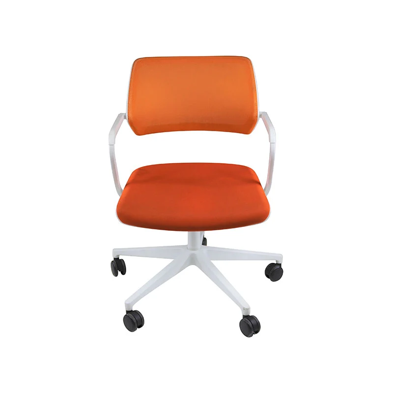 Steelcase: QiVi - Sedia da riunione con schienale rete tessuto arancione - Ricondizionata