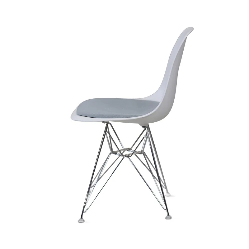 Vitra: Eames Sedia con base forma di Torre Eiffel - Ristrutturata