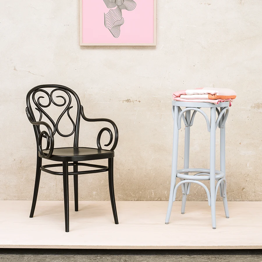 POLTRONA TON 04