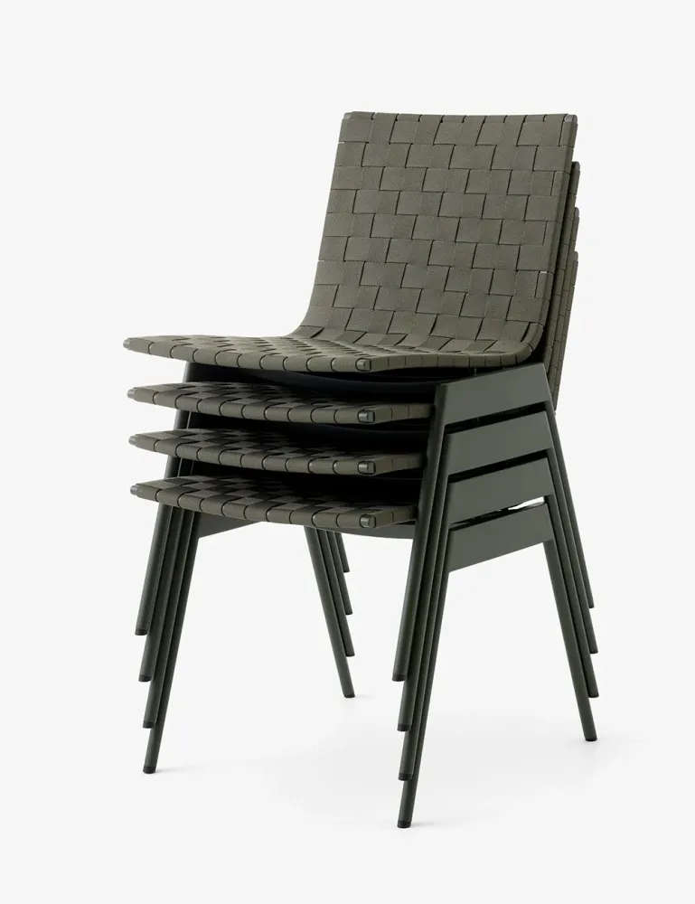 sedia laterale ville av33 &Tradition
