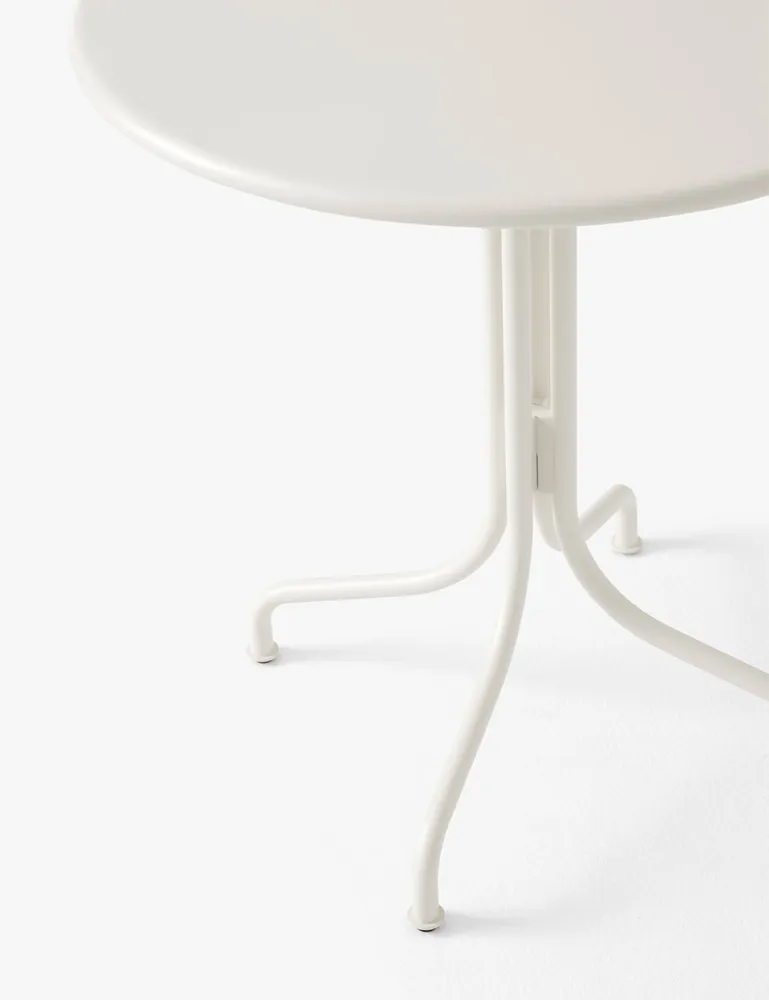 Tavolo Thorvald Café SC96 &Tradition