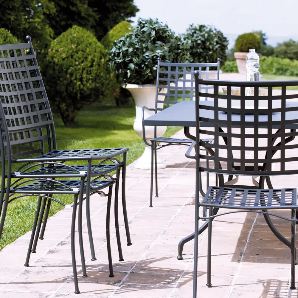 Set di sedie moderne metallo verniciato "Tosca" da giardino impilabili cm 45x58 100h Vermobil