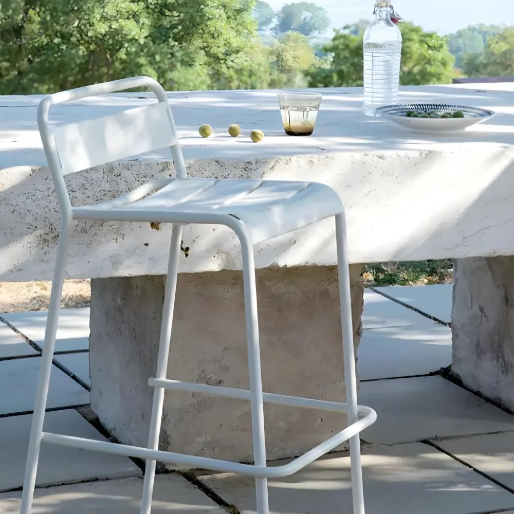 Set 2 pz sgabello alto metallo verniciato "Twist" impilabile da giardino cm 45x47 95h Vermobil