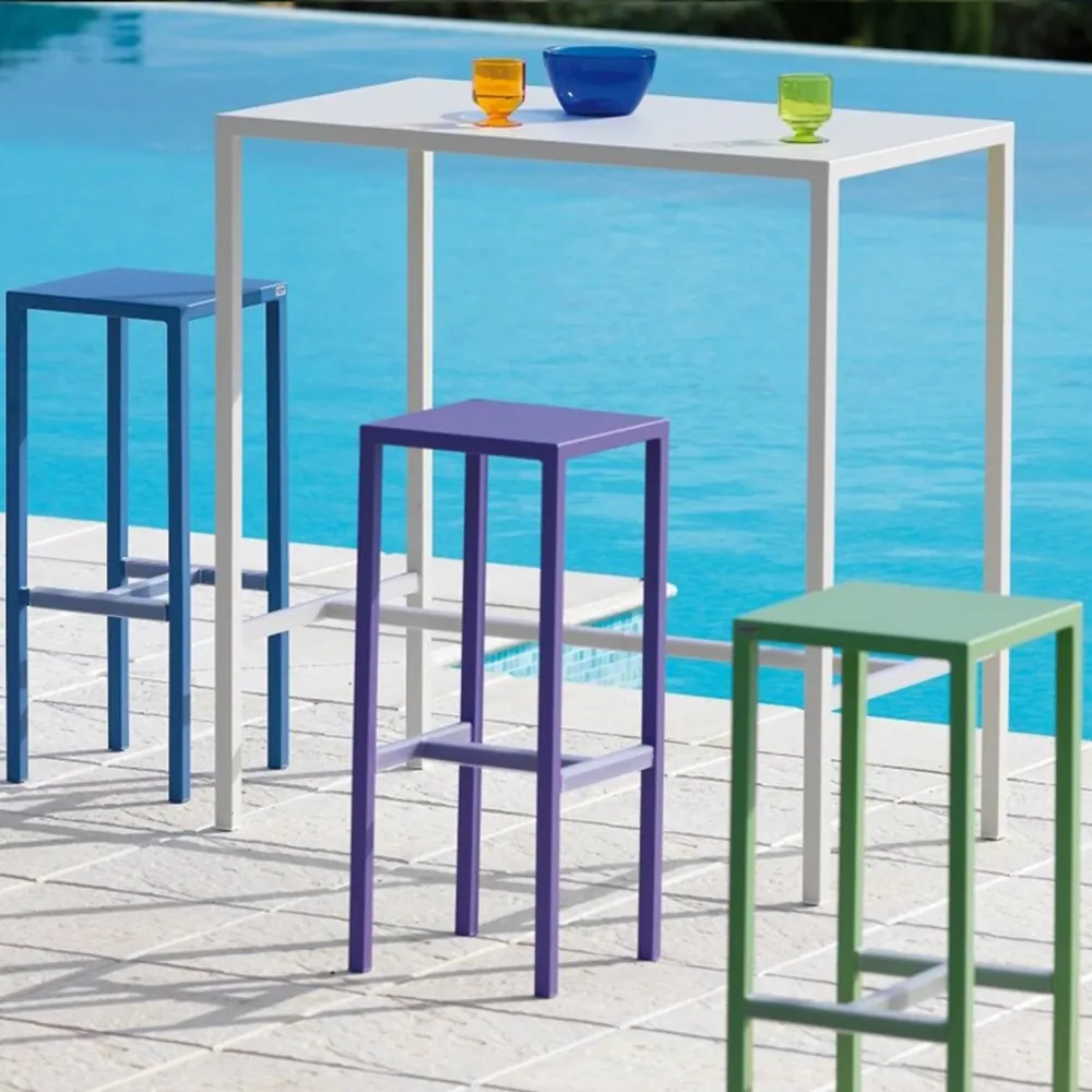 Sgabello metallo verniciato "Seaside" da giardino cm 32x32 78h Vermobil