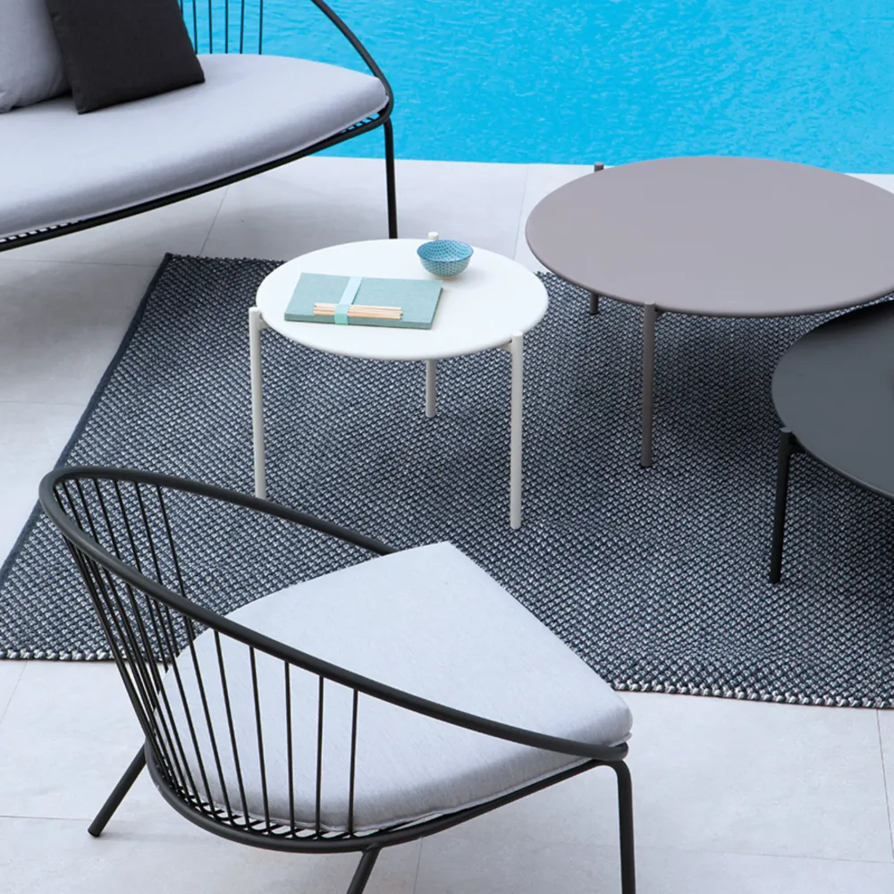 Tavolo basso da caffè tondo metallo "Aria1" tavolino per giardino impilabile cm 60x60 46h Vermobil
