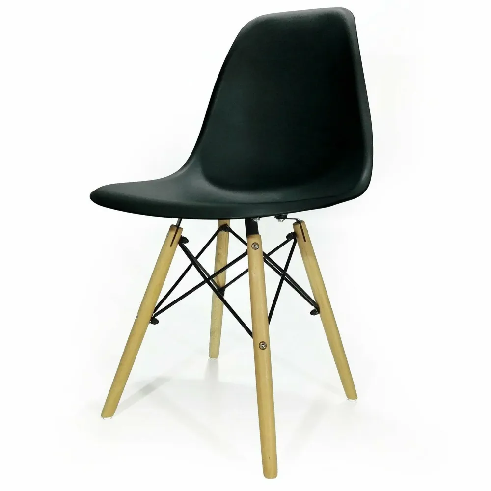 VESTIAMO CASA - Sedia nera con gambe legno - h82cm