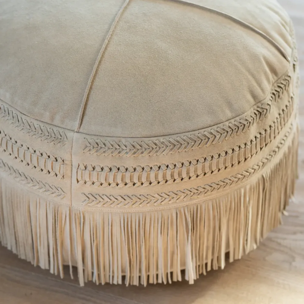 Pouf Rotondo Pelle Scamosciata Colore Grigio Chiaro con Frange Ø 54 cm